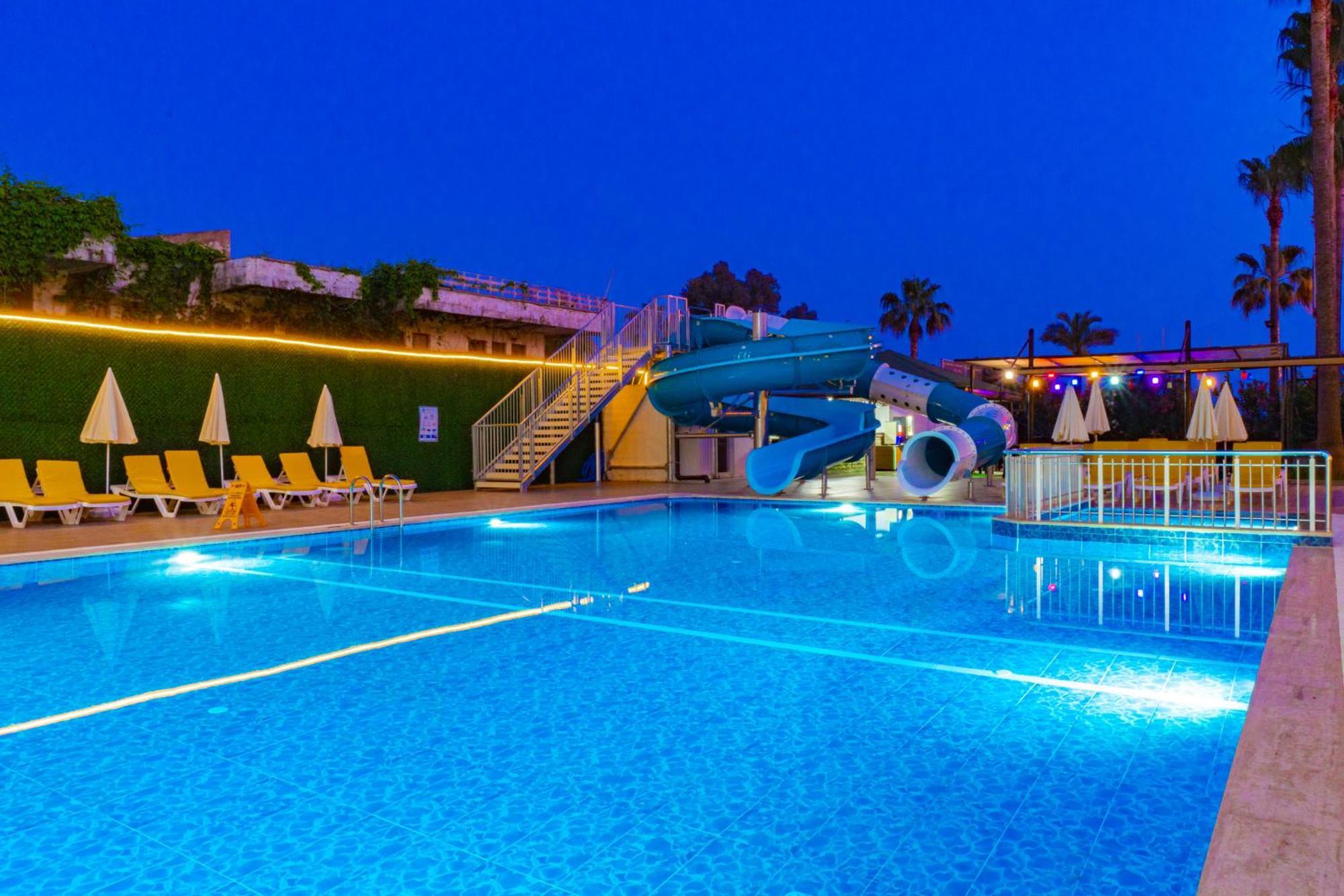 De Mare Family Hotel Konaklı Exterior foto